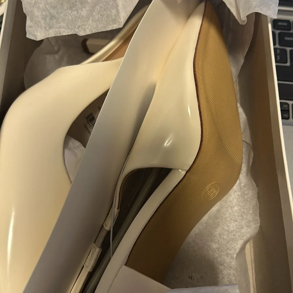 Women's Aubrey Slingback Heels - A New Day™ Cream new size 6.5